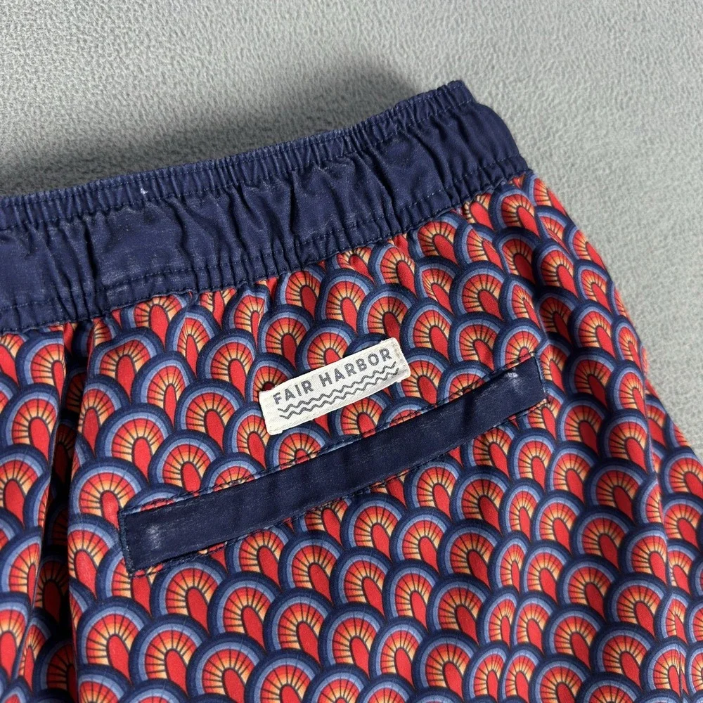 Fair Harbor Shorts Mens 2XL Red The Anchor Geometric‎ Abstract Compression Lined